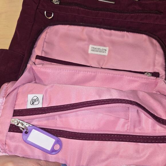 Travelon Exclusive Edition RFID quilted tote/shoulder bag burgundy - Picture 2 of 9